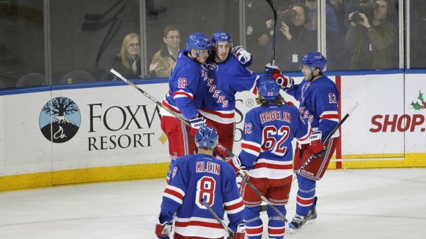 kevin hayes goal celebration 12-1