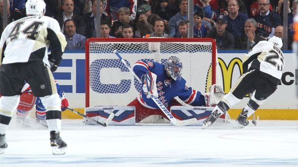 henrik lundqvist save 4-16