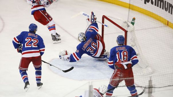 Henrik Lundqvist stack the pads save 5-2