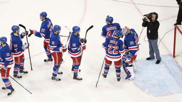 rangers celebrate a win 3-15