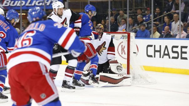 rangers vs coyotes 10-22