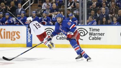 tanner glass skating 10-10
