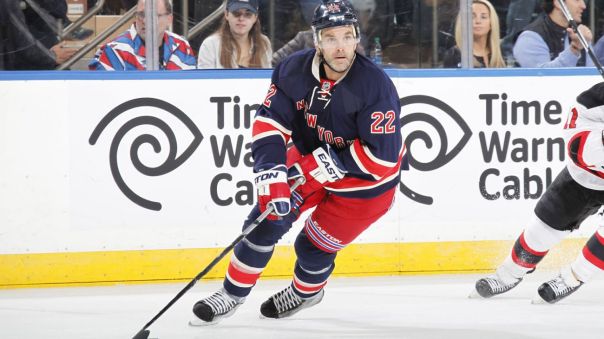 Dan boyle skating with puck 10-18