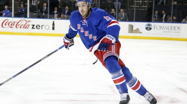 kevin hayes skating 12-6