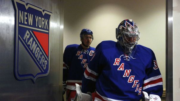 Rangers walking out onto ice 12-20