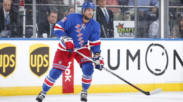 viktor stalberg profile full body 9-30