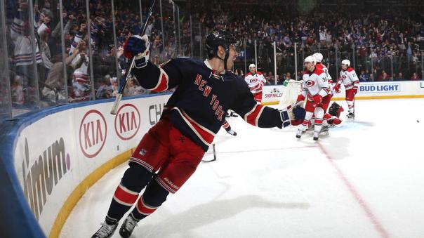 chris-kreider-goal-celebration-12-3