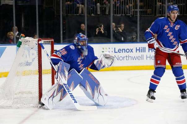 henrik lundqvist full body 1-17.jpg